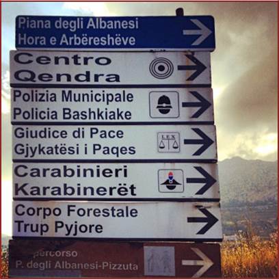 Obsah obrázku text, snímek obrazovky, venku, obloha.